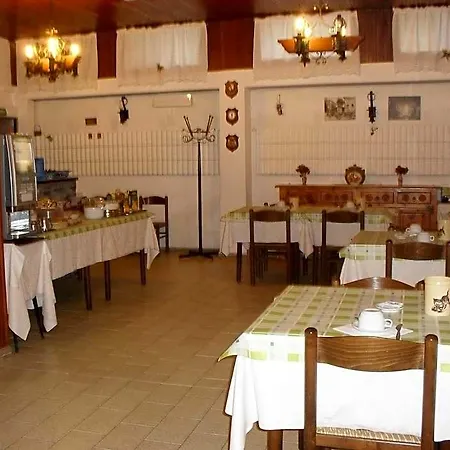 ホテル Al Caminetto 2*