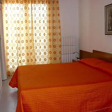 Al Caminetto Hotel 2*